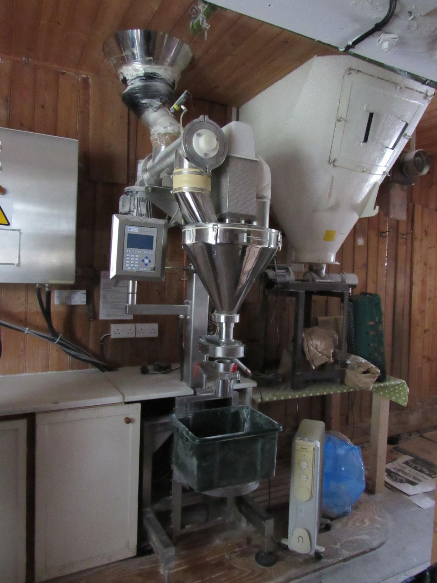 Ward Becker / Guttridge mechanical batch weigher / flour bagging machine with control system - Image 4 of 17