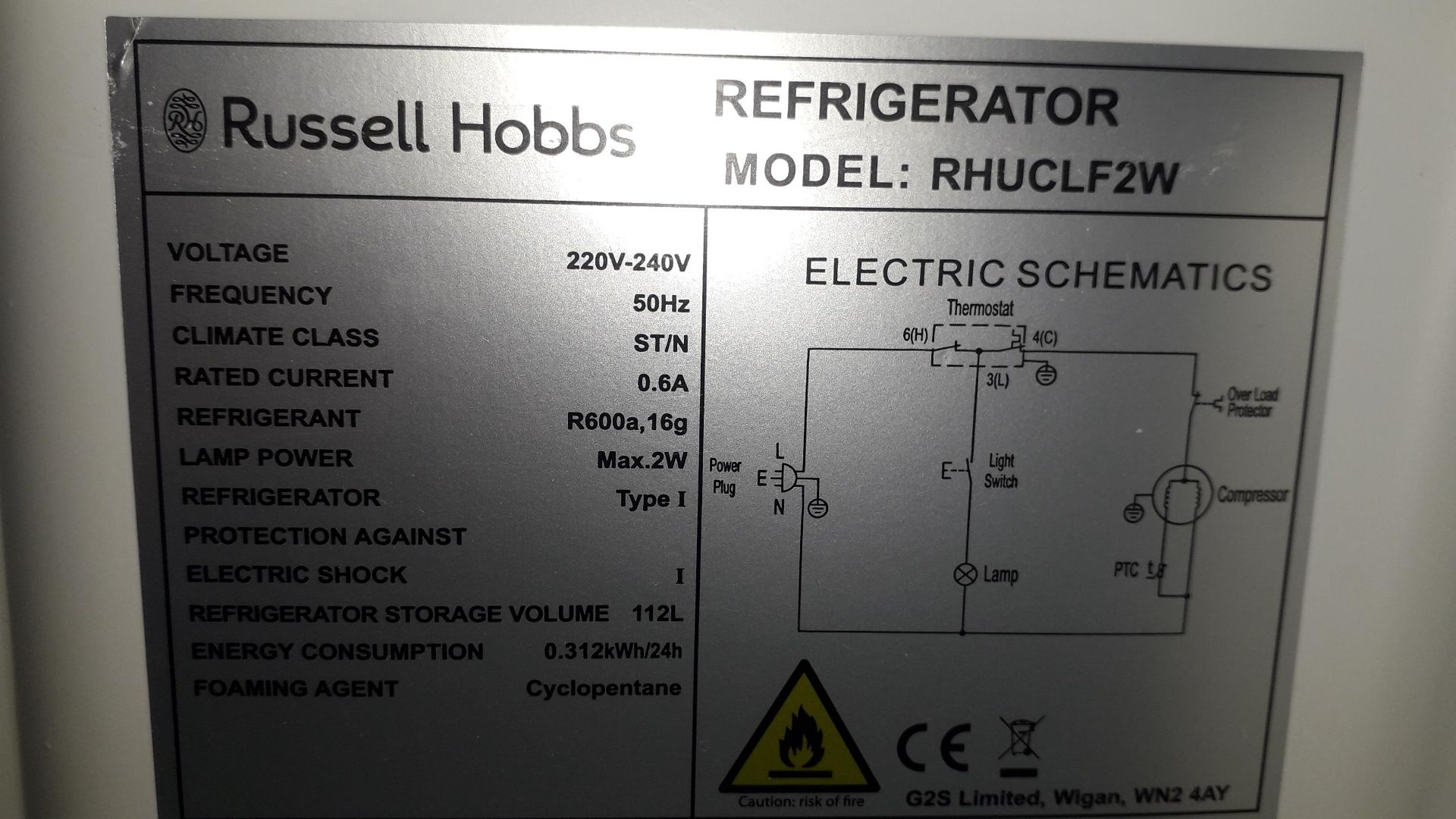 Kitchen sundries to include Russell Hobbs RHUCLF2W larder refrigerator, Russell Hobbs microwave, - Image 4 of 7