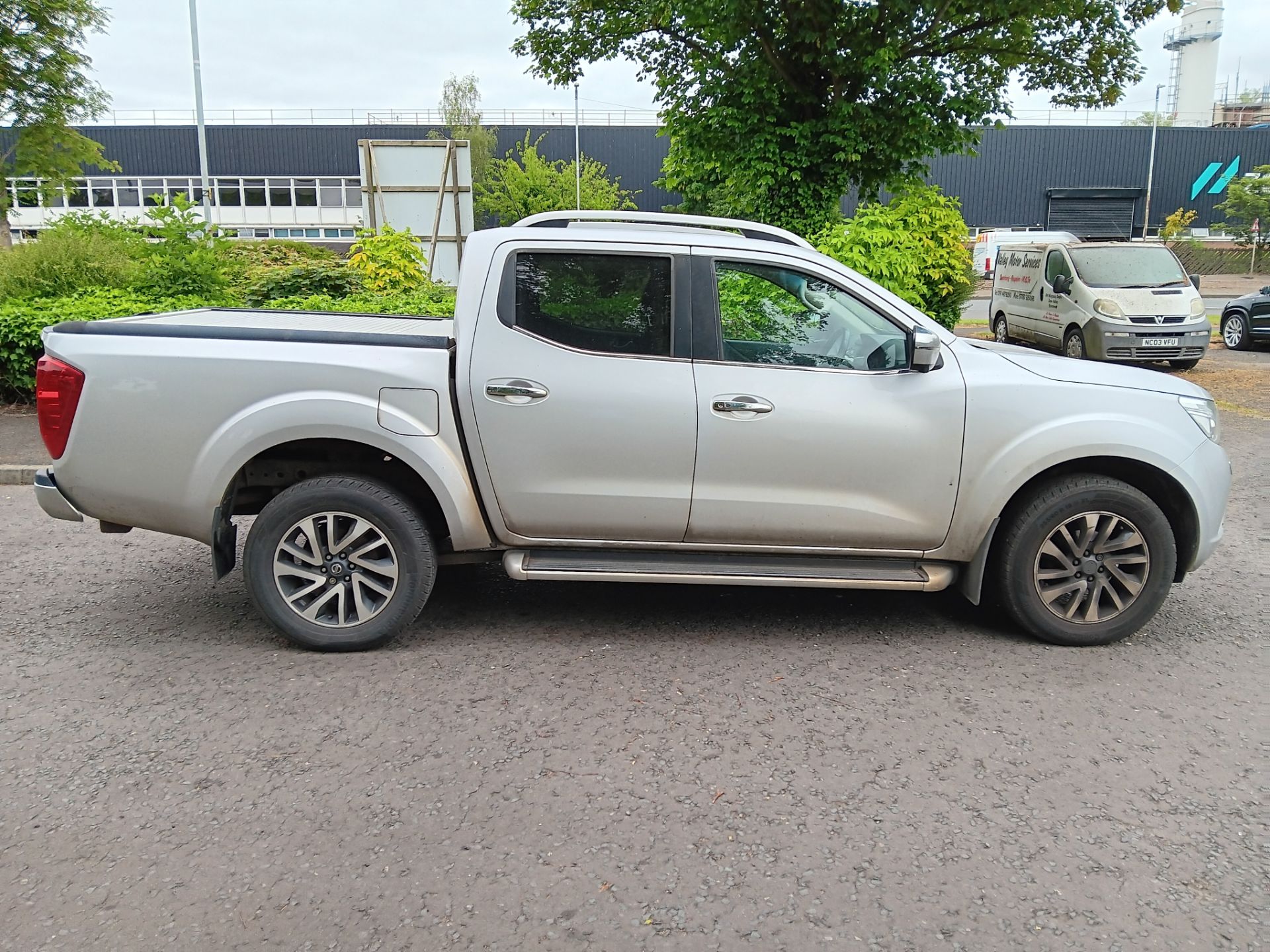 Nissan Tekna 2.3DCi 190 4WD Auto Double Cab Pick-U - Image 3 of 17