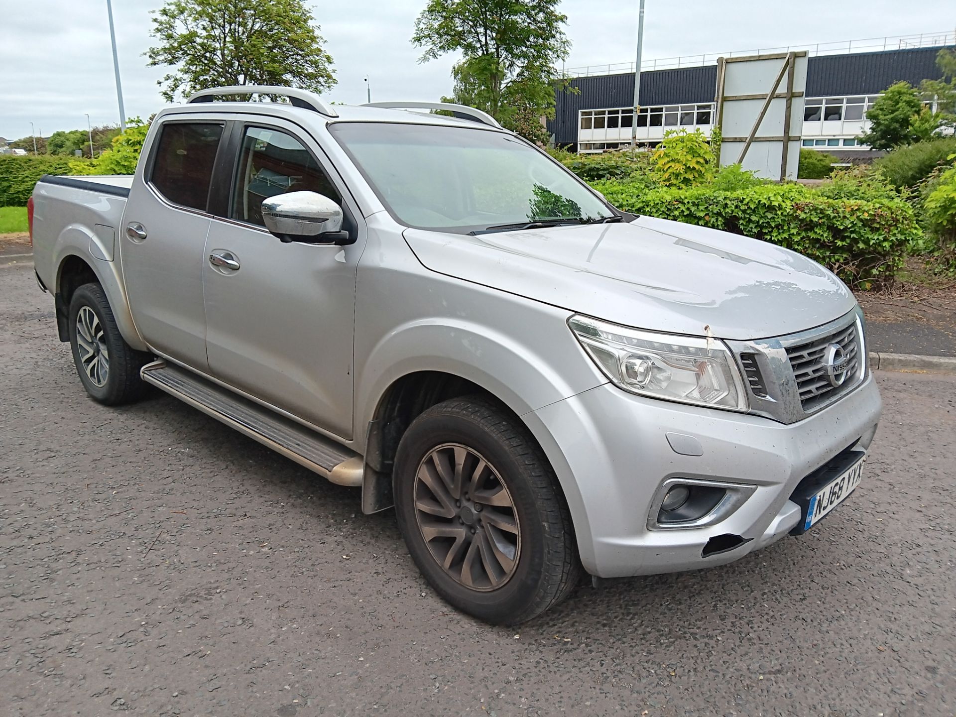 Nissan Tekna 2.3DCi 190 4WD Auto Double Cab Pick-U