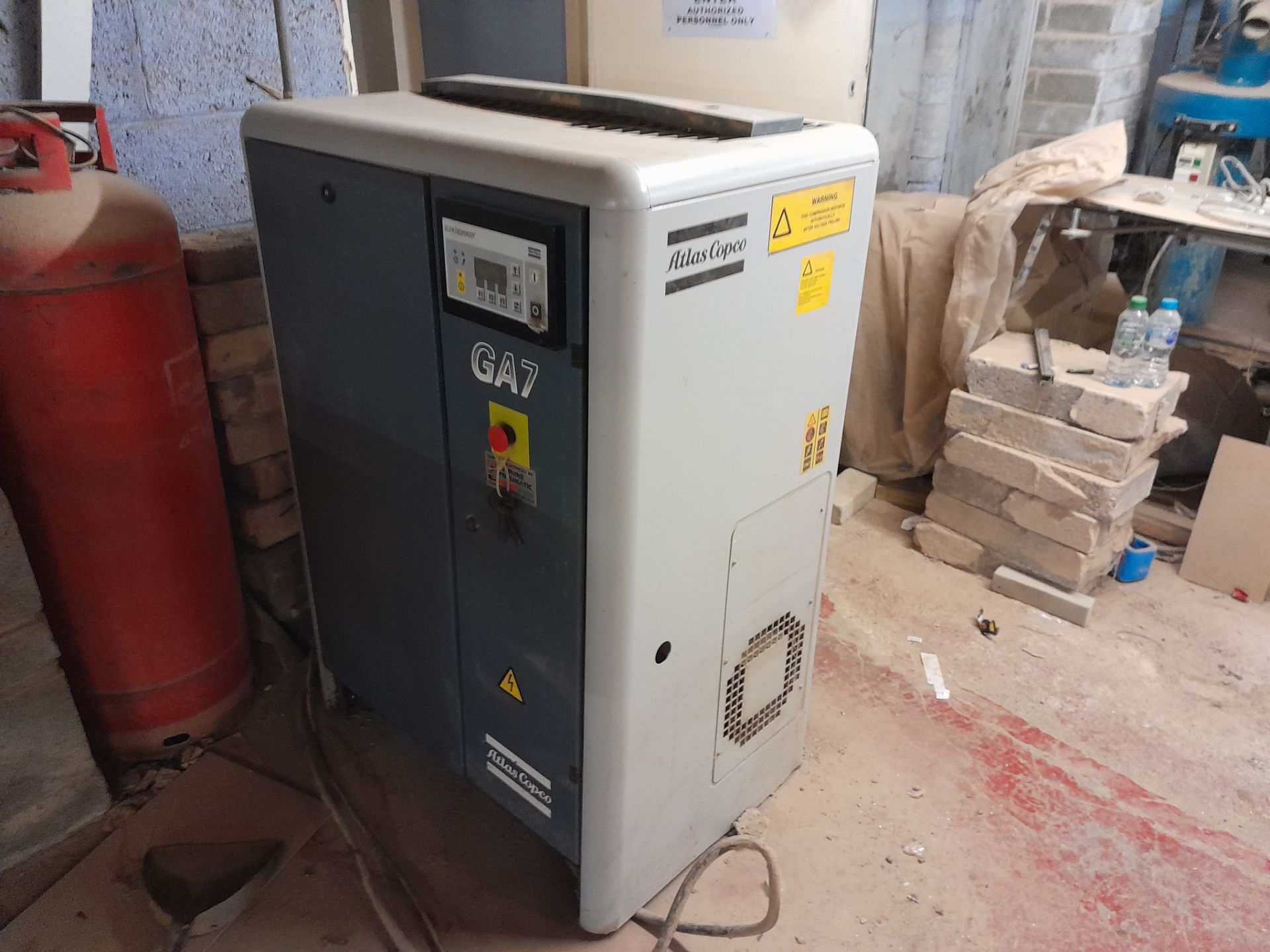 Atlas Copco GA-7 Compressor 1999, S/N ATT12237I, N