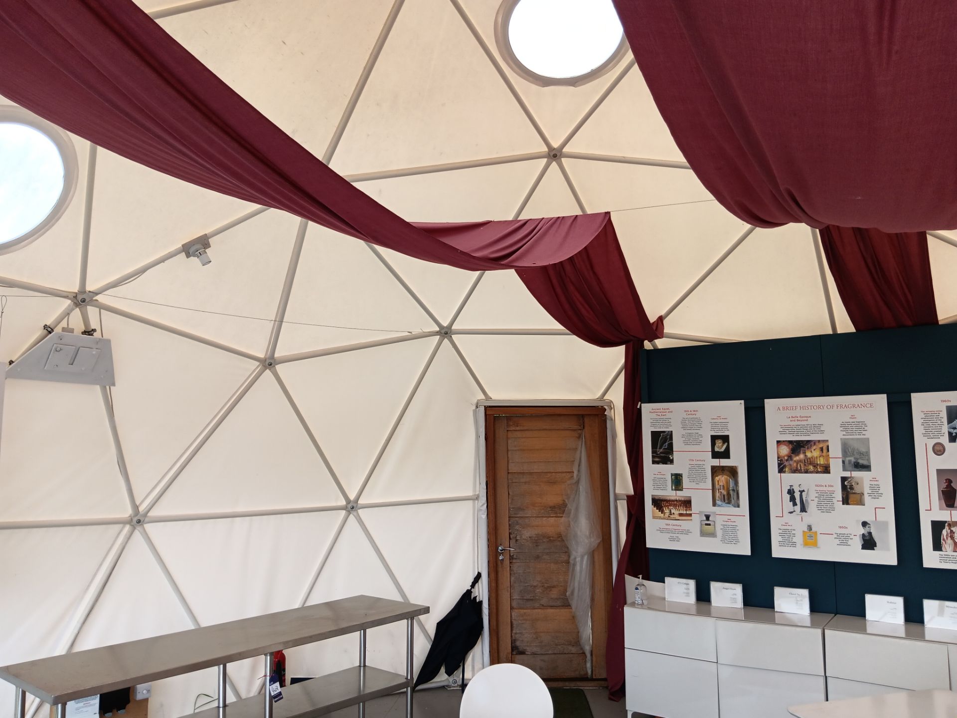 Pacific Domes 7m geodesic dome tent (October 2018) contents excluded Viewing strongly recommended to - Image 4 of 8