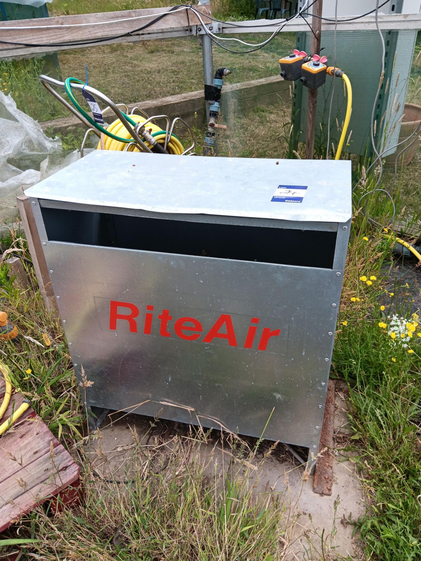 Rite-Air 40/80 BTU LPG green house heater