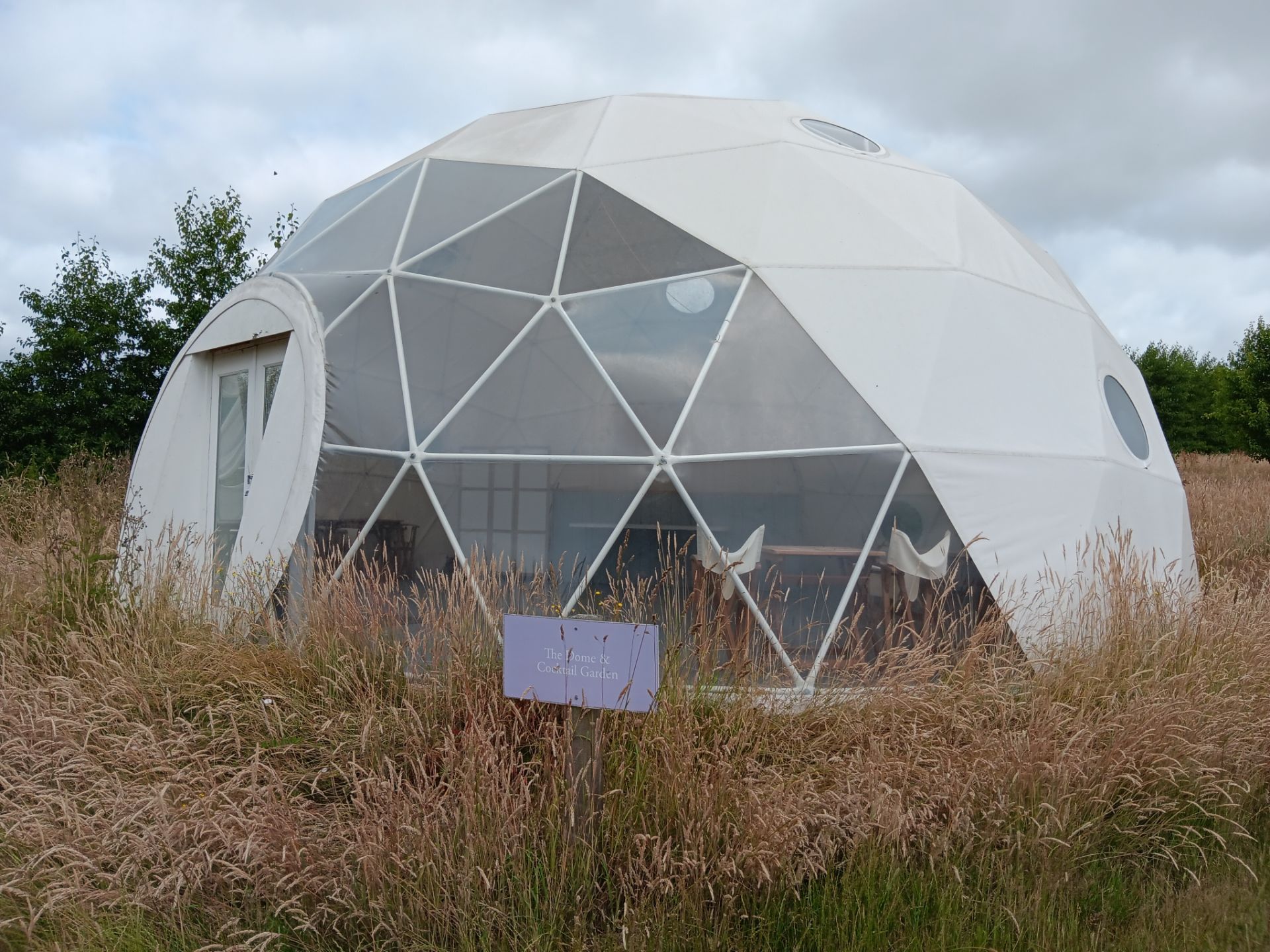 Pacific Domes 9m geodesic dome tent with furniture Viewing strongly recommended to establish - Image 4 of 6
