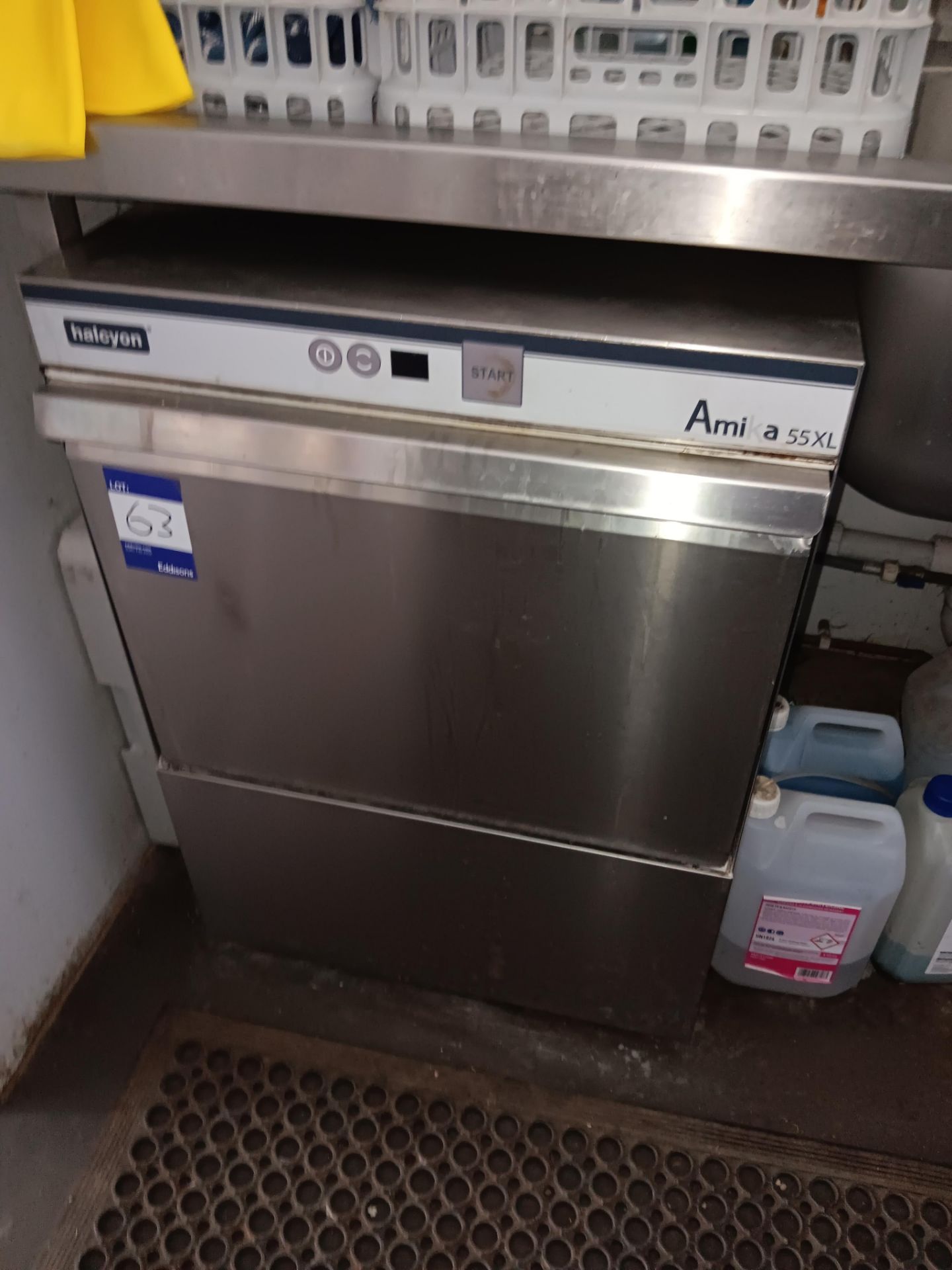 Halcyon Amika 55xL stainless steel glasswasher (disconnection required by qualified tradesperson)