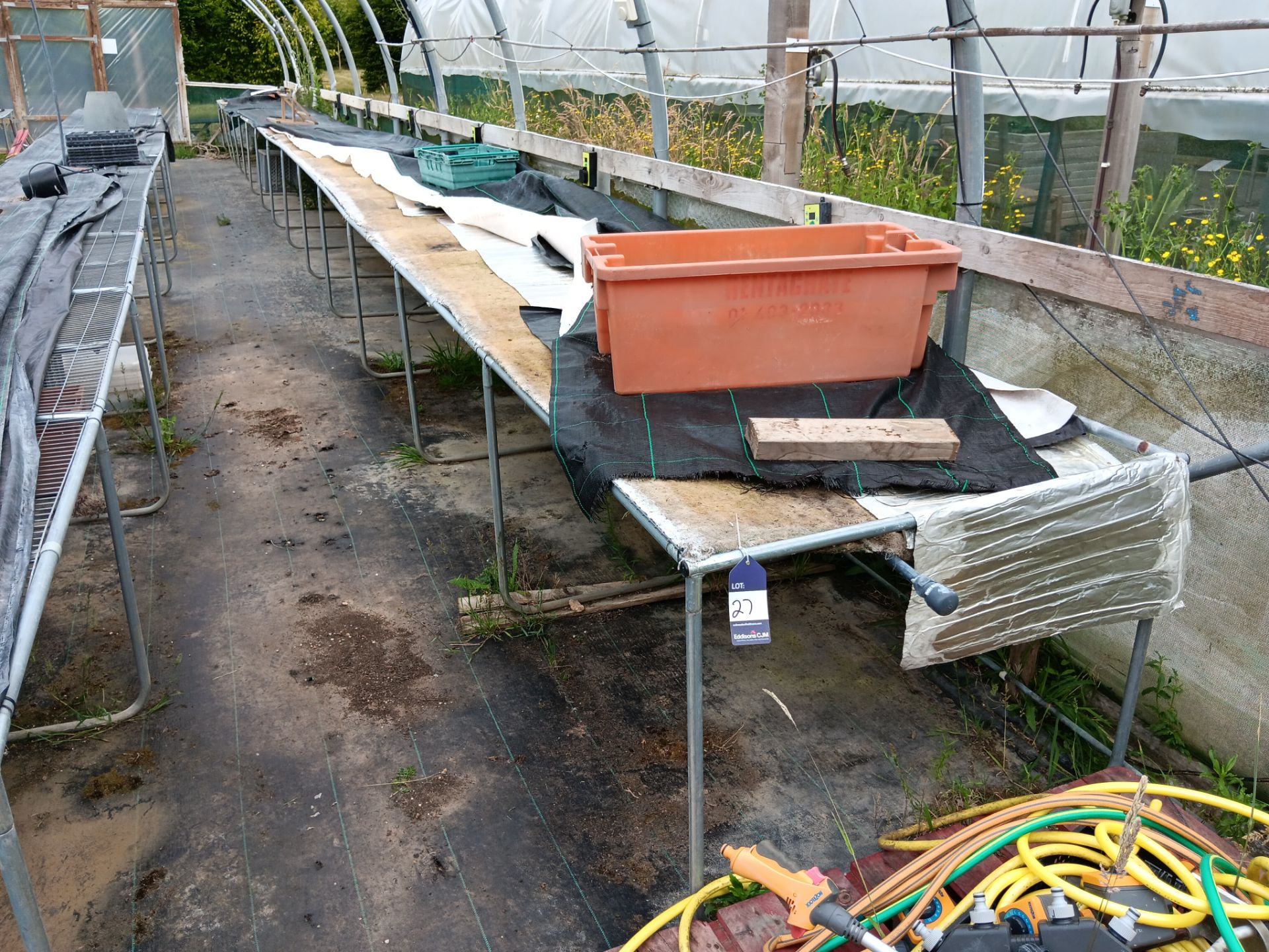 galvanised steel modular mesh top green house tabling (approx. 18m)