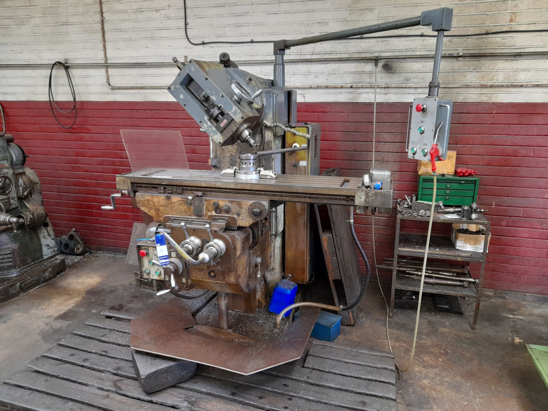 Giewont Model 2 Universal Milling Machine, Type FY