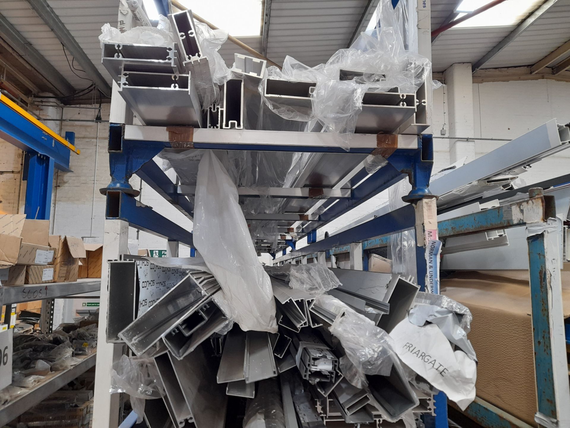 Large quantity of various profiling (Aluminium and plastic), to 39 x stillages (Stillages not - Image 10 of 26