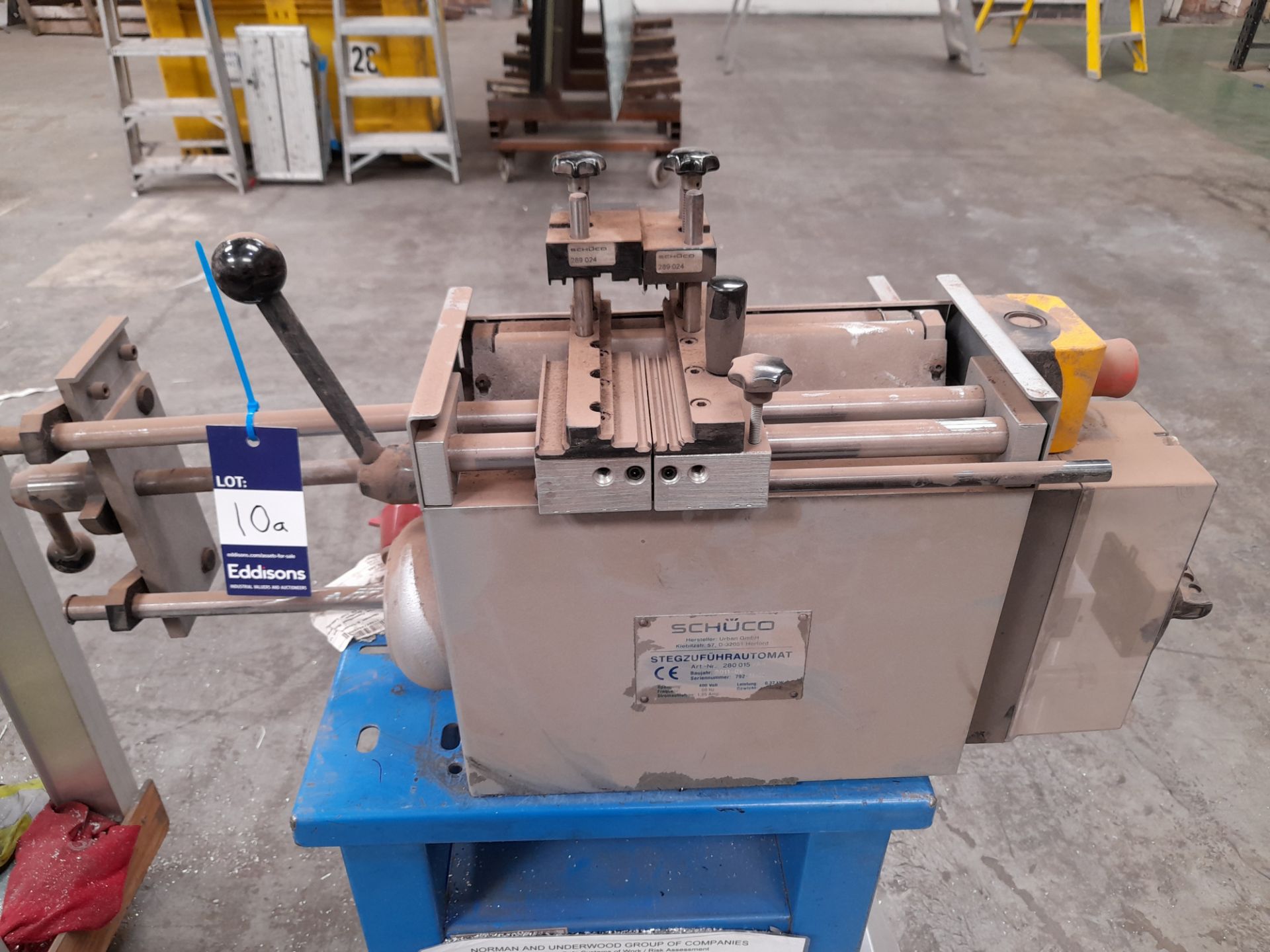 Schuco 280 015/A4 Press (2011) - Image 2 of 3