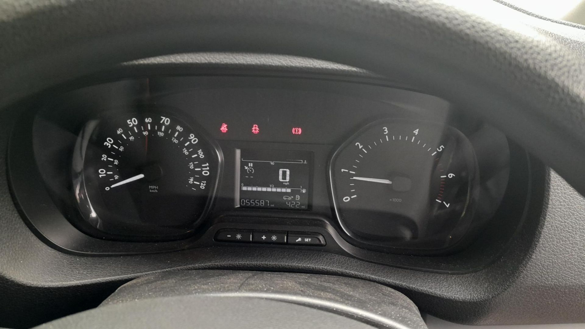 Vauxhall Vivaro 2700 Edition S/S Van, Registration Number HV69 XAS, 55,587 miles recorded, MOT Until - Image 6 of 7