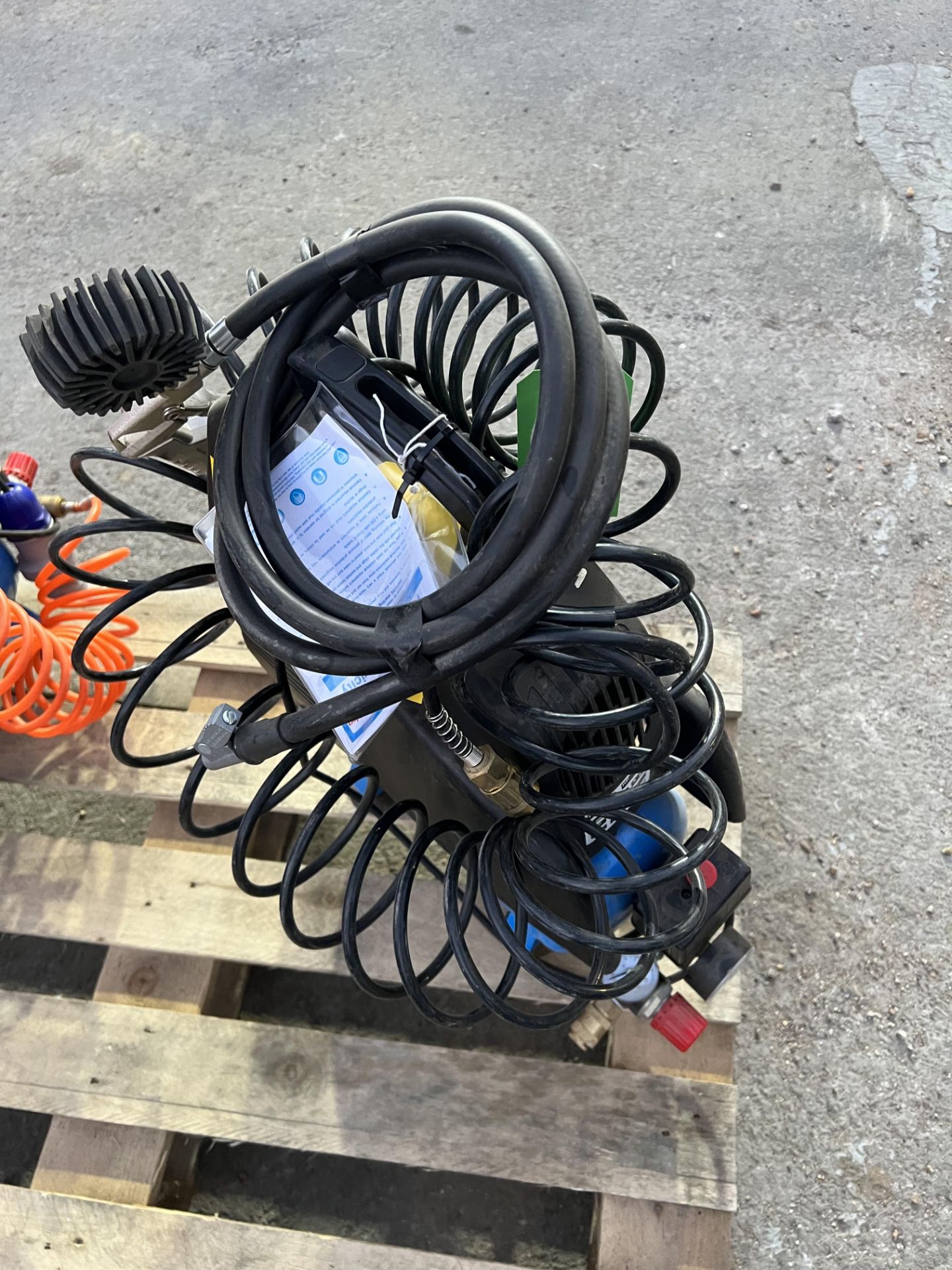 Nuair Vento OL195/6 240v Air Compressor - Image 2 of 3