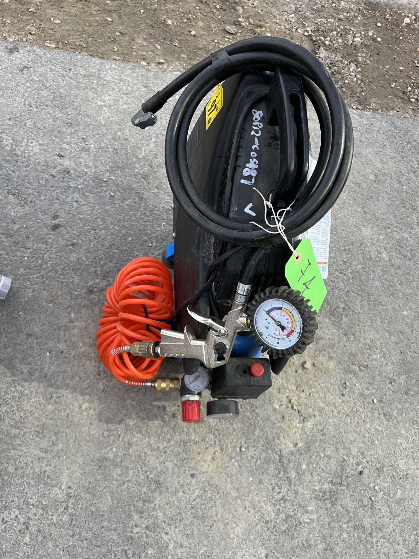 Nuair Vento OL195/6 240v Air Compressor - Image 2 of 3