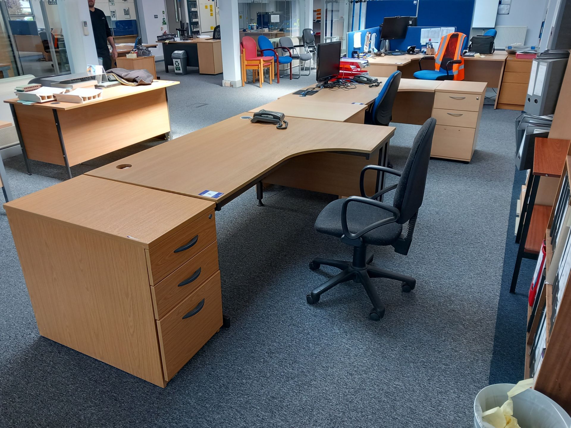 3 x Workstations to include 3 x various curved single person desks, 3 x pedestals, 3 x office - Image 2 of 3