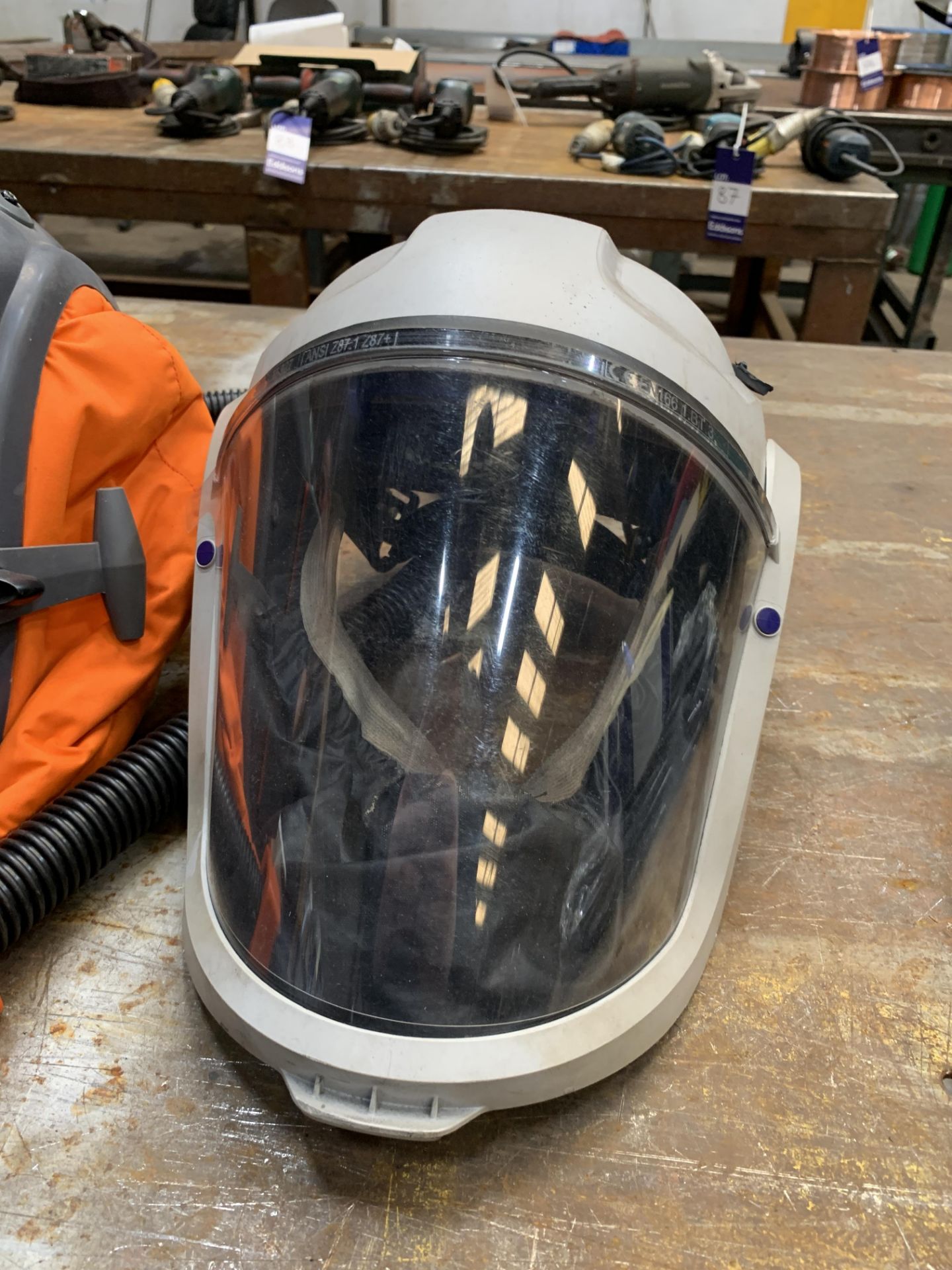 Silencer welding mask, with integrated ear defenders, and 3M welding mask - Image 3 of 3