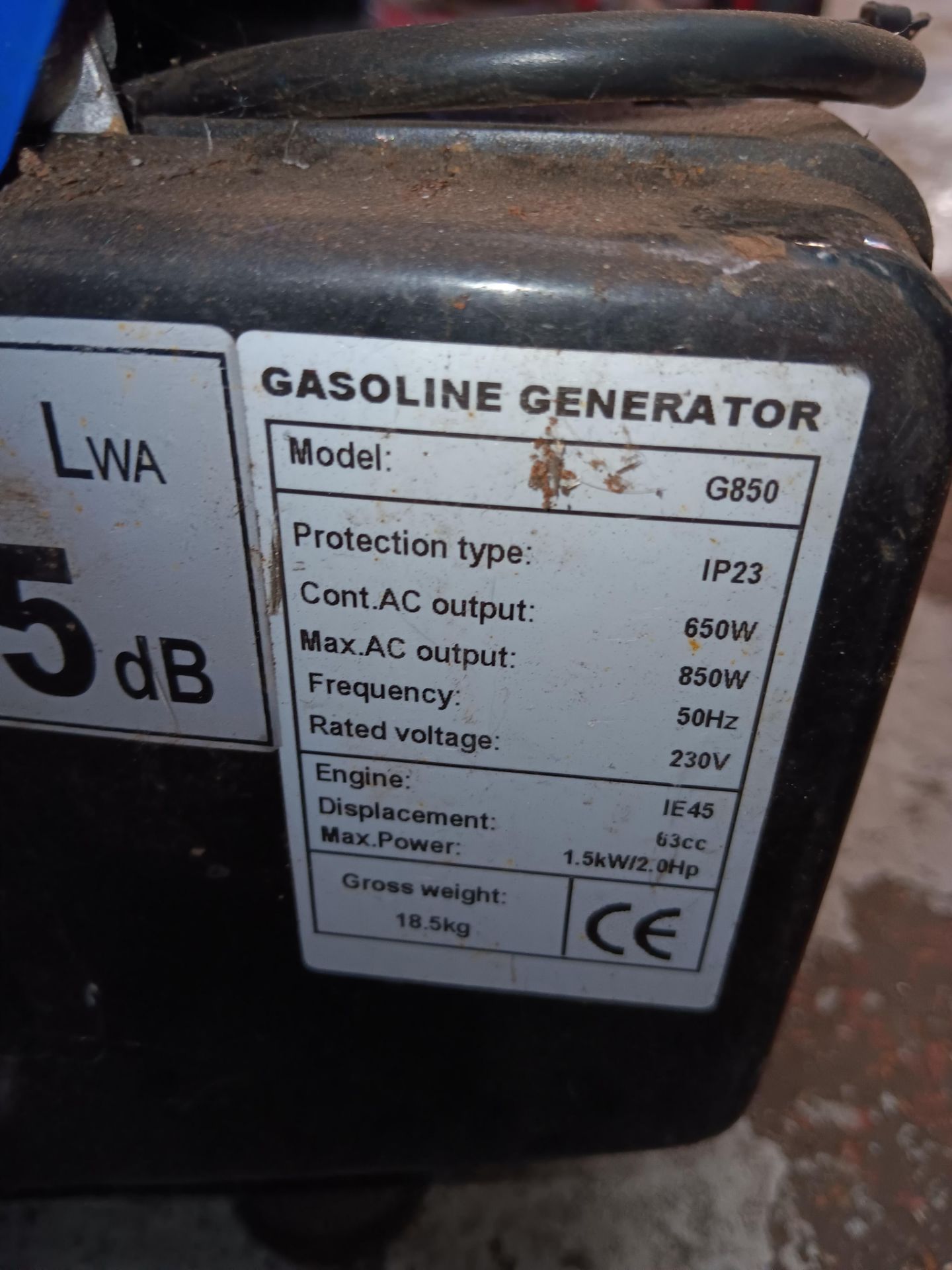 Pro User G850 petrol powered 850w generator - Image 3 of 3