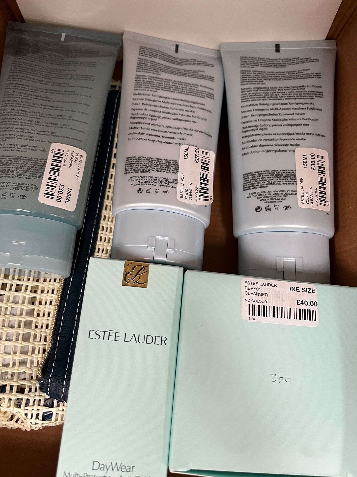 A Selection of Estée Lauder Skin Products - Image 2 of 3