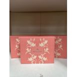 3x Molton Brown London Sets in Heavenly Gingerlily - Travel Collection