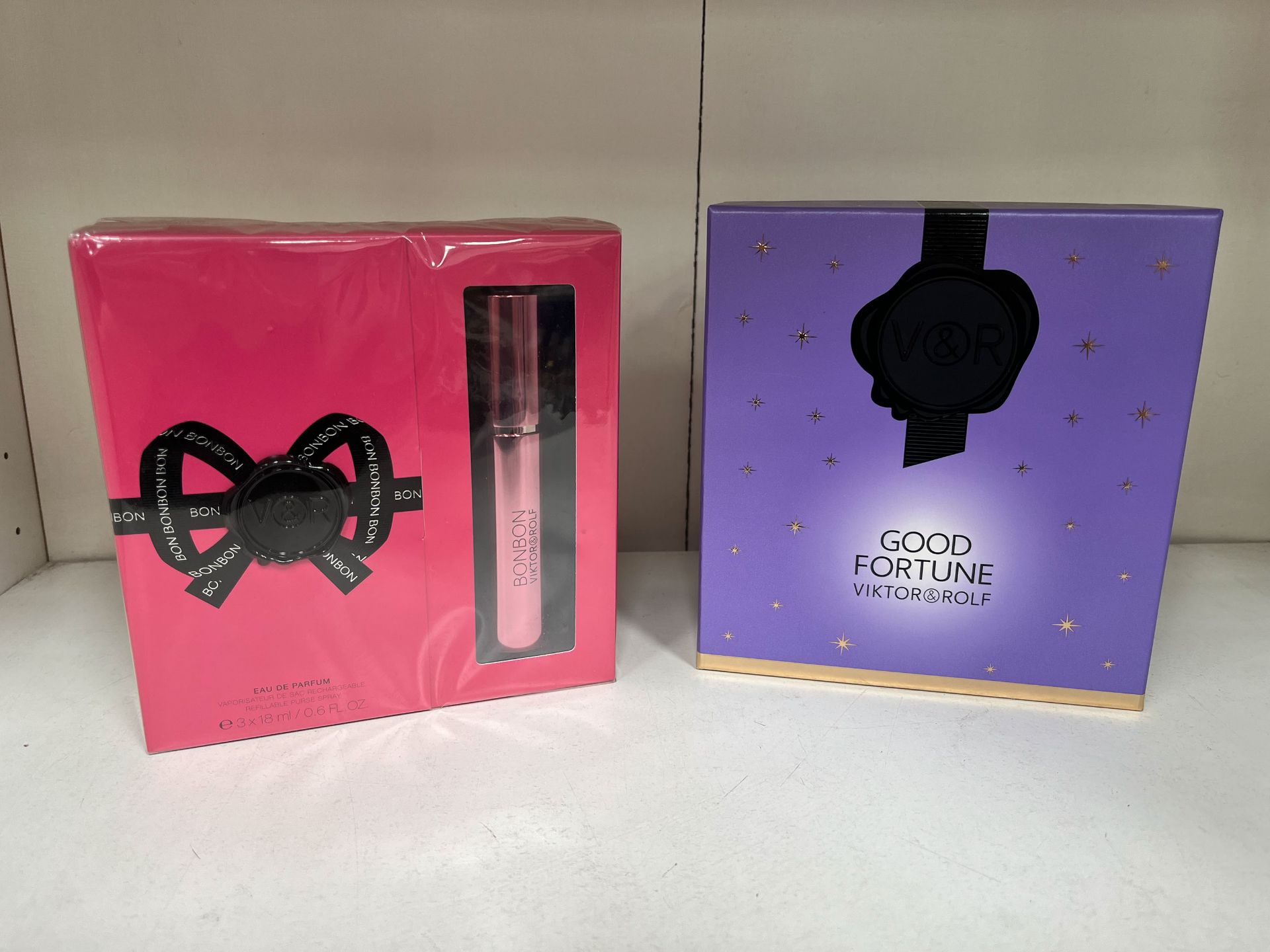 A Selection of Viktor & Rolf Perfume Gift Sets - Image 2 of 5