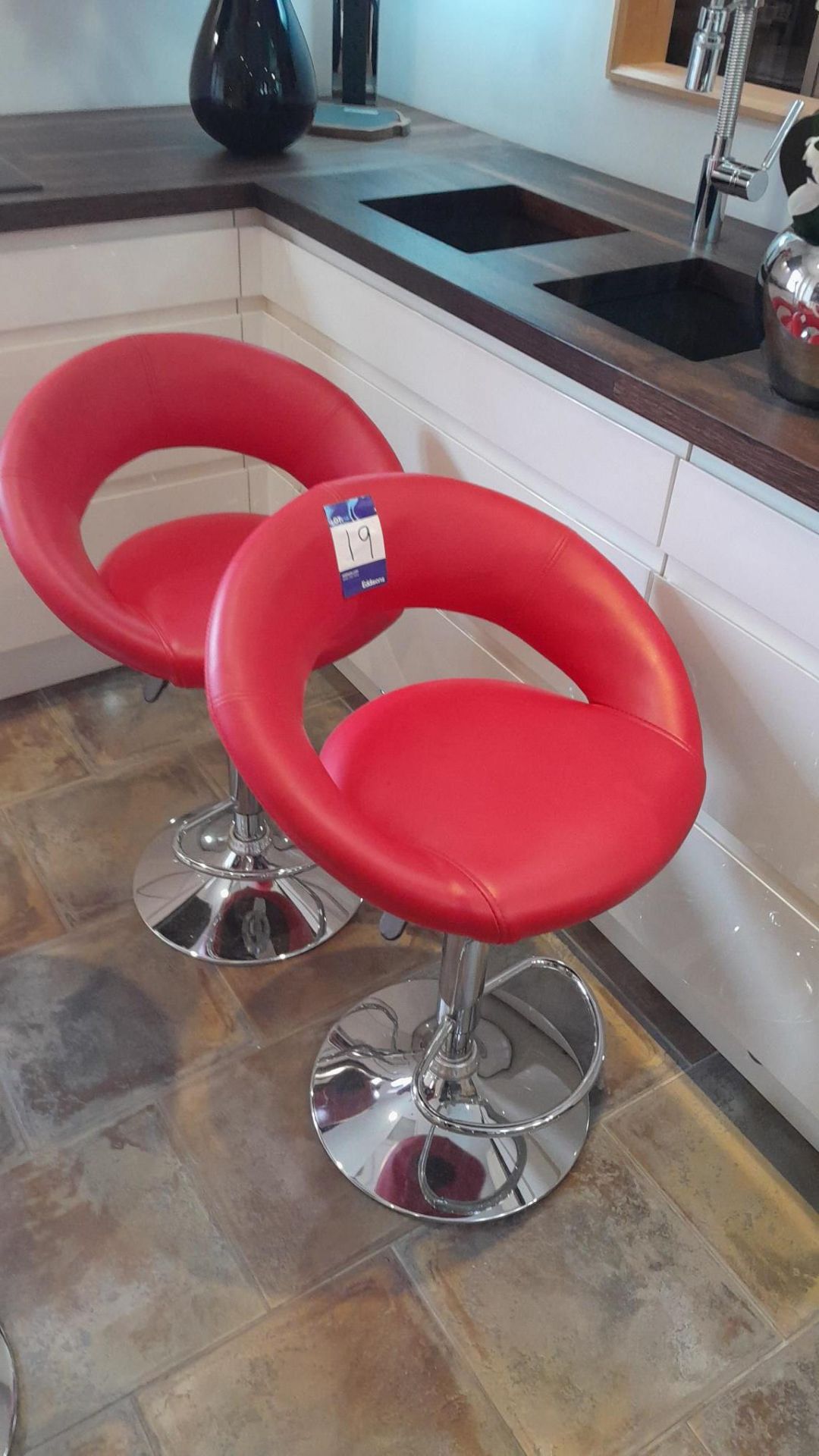 2 : Red leatherette curved adjustable height bar s