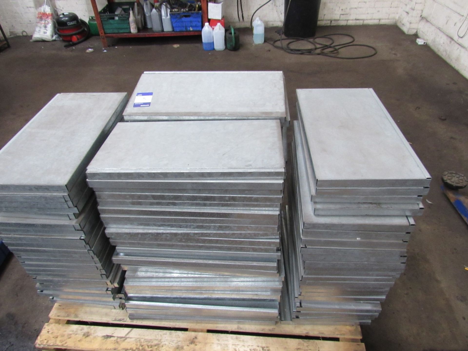 Quantity galvanised shelves/panels to pallet