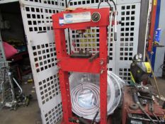 Sealey YK307.V2 30 Ton workshop press