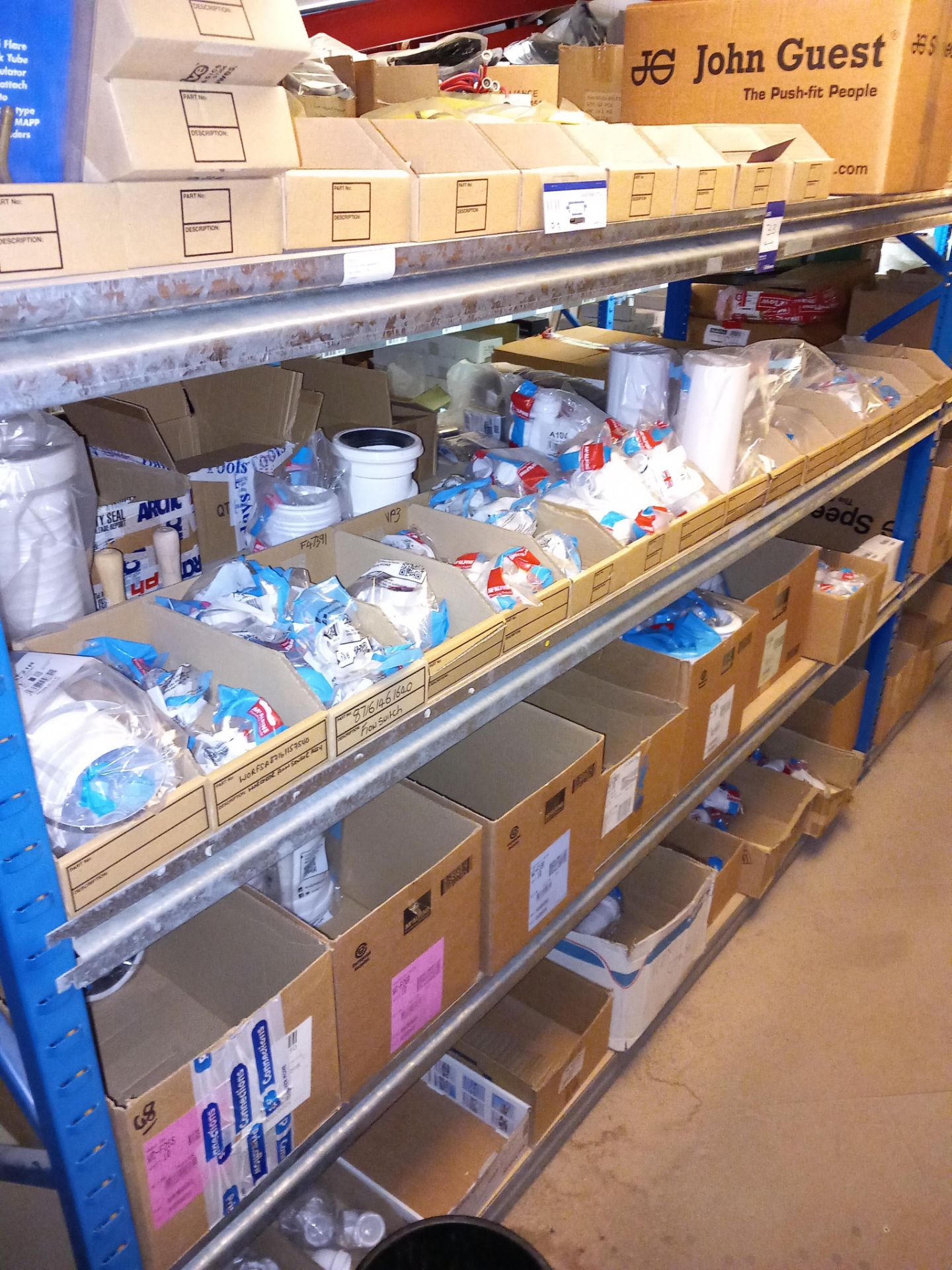 Large quantity of various plumbing/guttering components to pigeon hole shelving (approx. 200 - Image 3 of 17