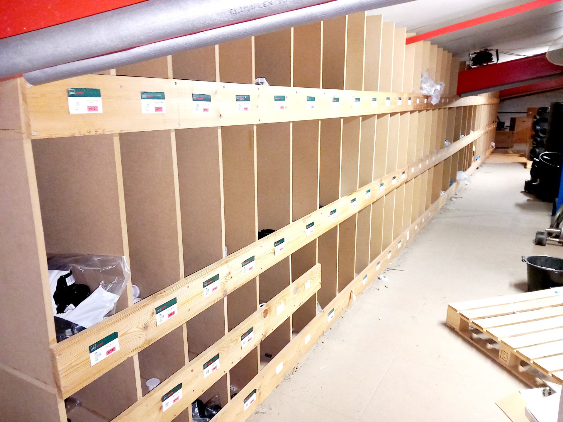 Large quantity of various plumbing/guttering components to pigeon hole shelving (approx. 200 - Image 6 of 17