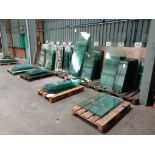Large quantity of glass to 23 x pallets (unit 30)