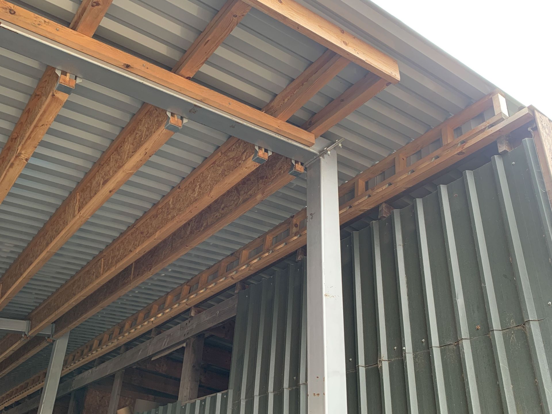 Steel Open Sided Structure with Corrugated Sloping Roof - Image 6 of 6