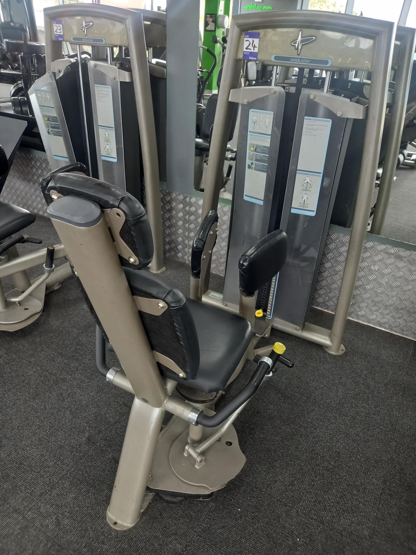 Pulse Fitness Adductor Machine