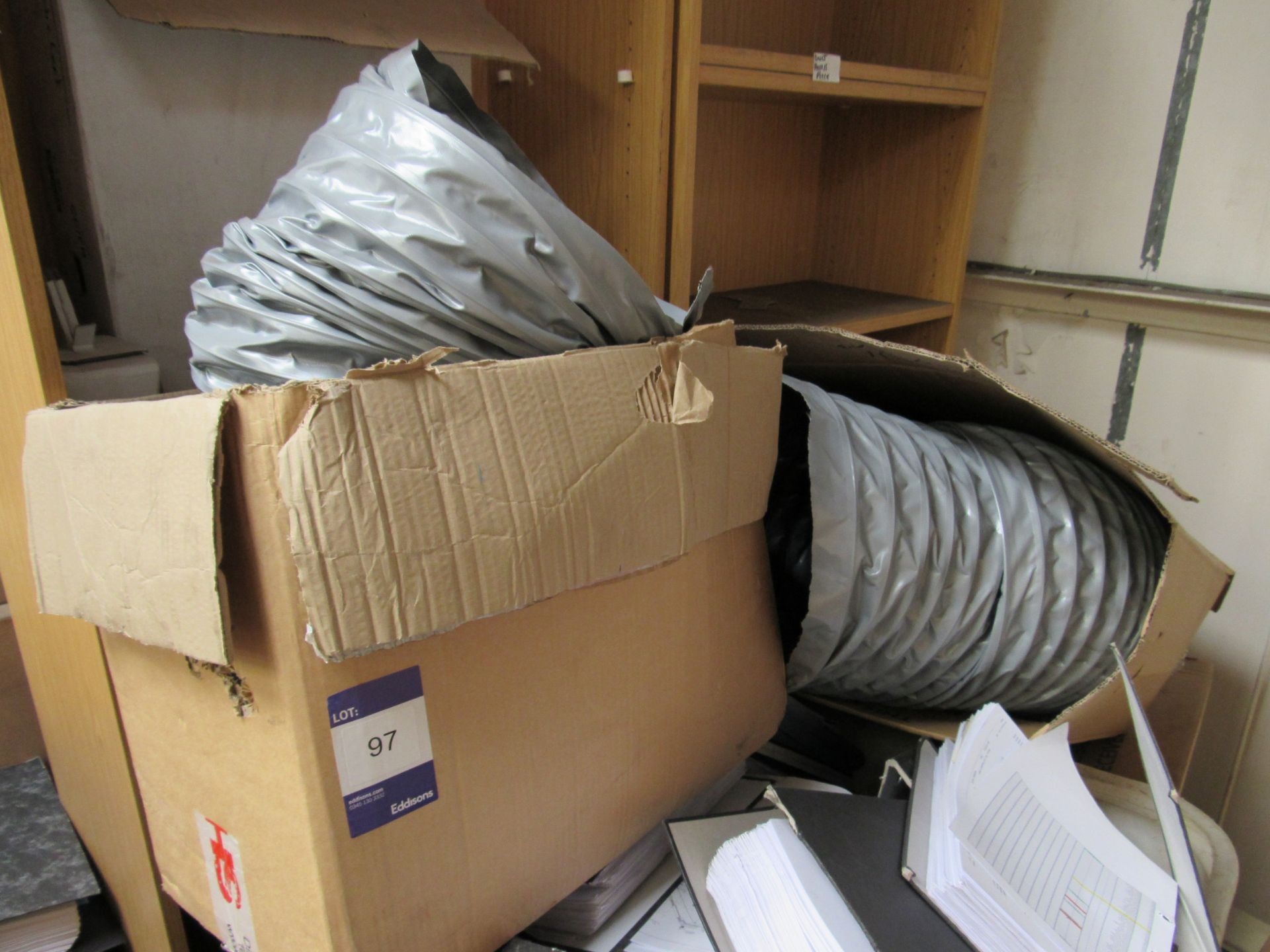Quantity various ducting - Image 3 of 5