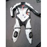 RST TRACTECH EVO 4 CE MENS LEATHER SUIT WHT/BLK 46 (Retail Price £499.99)