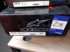 SMX-6 V2 GORETEX - BLACK BLACK EU42/US8 (Retail Price £279.99)