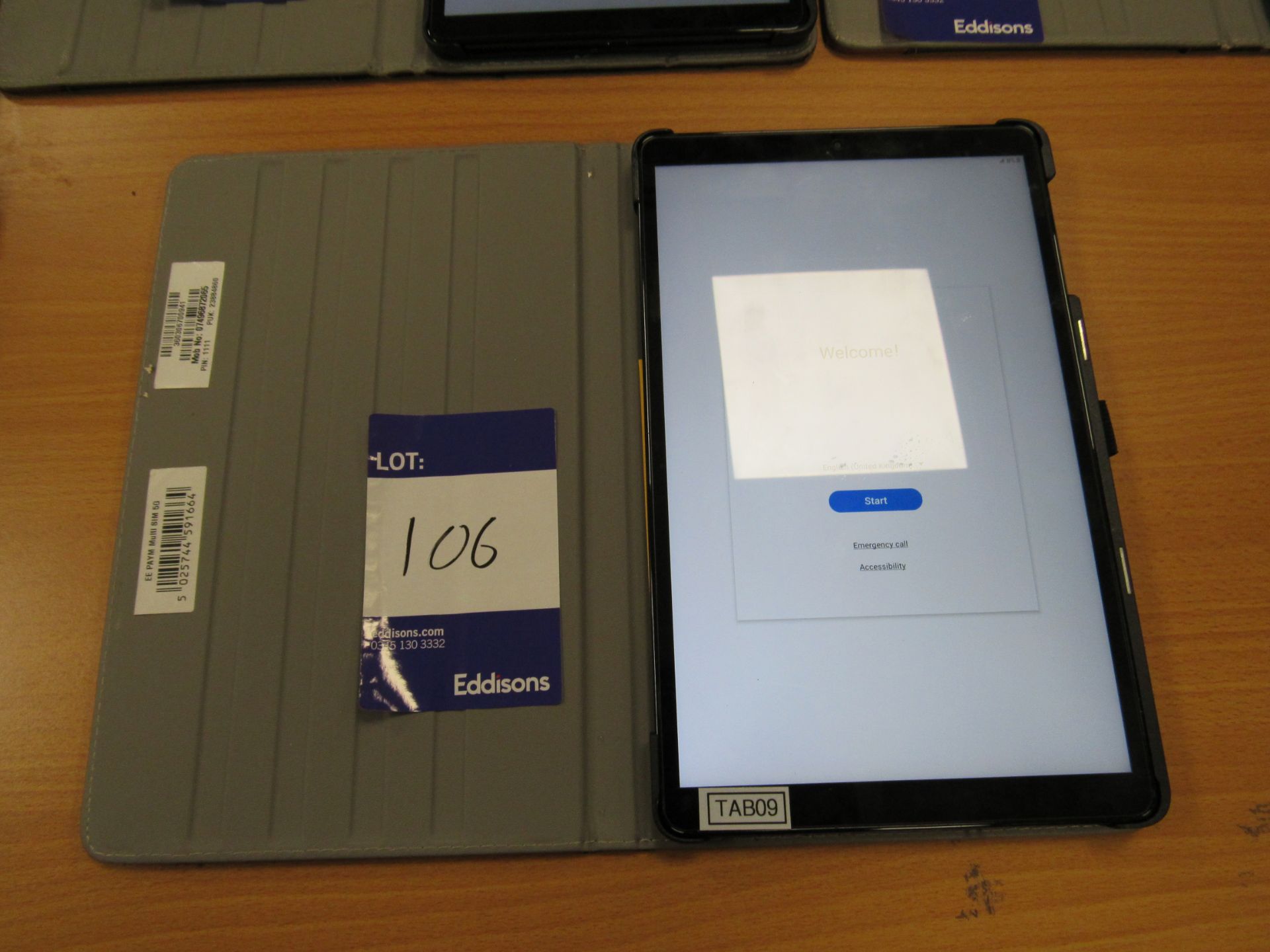 Samsung Tab A SM-T515 Black, 32GB 4G LTE, 64Bit Octa Core Processor with case - Image 2 of 2