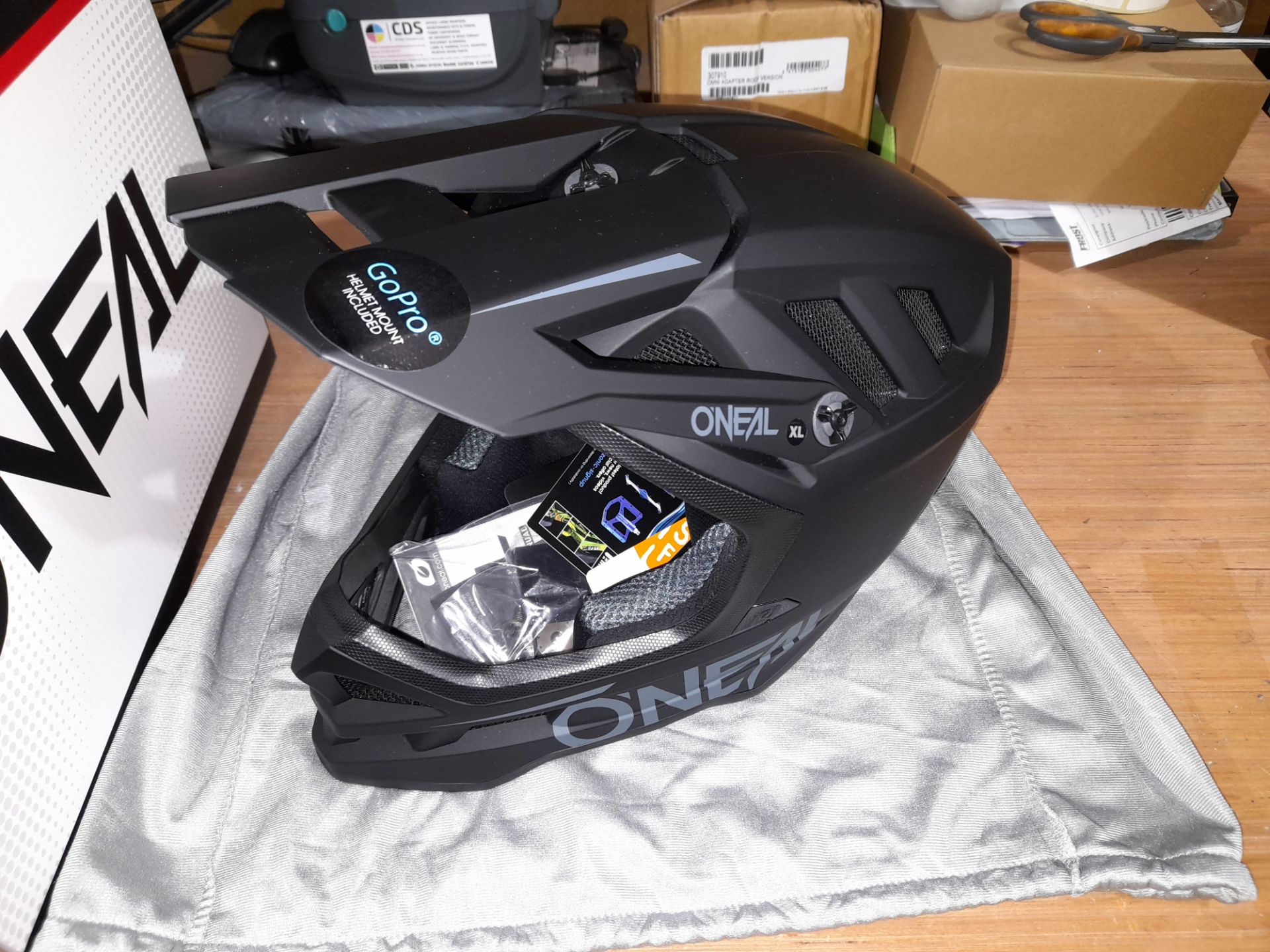 O'Neal Blade Polyacrylite X-Large (61-62cm) Helmet Solid Black (This lot forms part of composite lot - Image 4 of 4