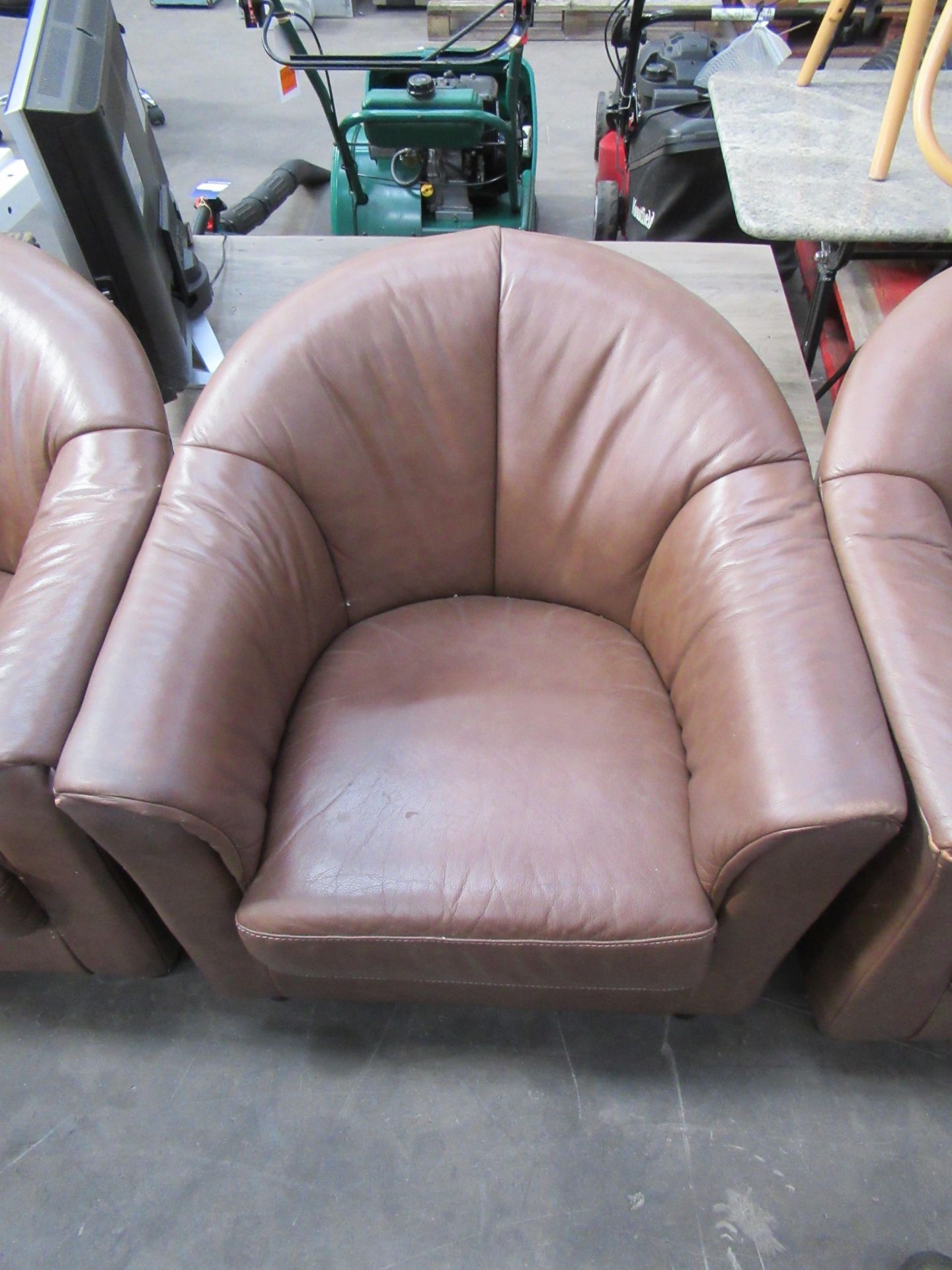 3x Brown Leather Effect Tub Chairs - Image 4 of 4