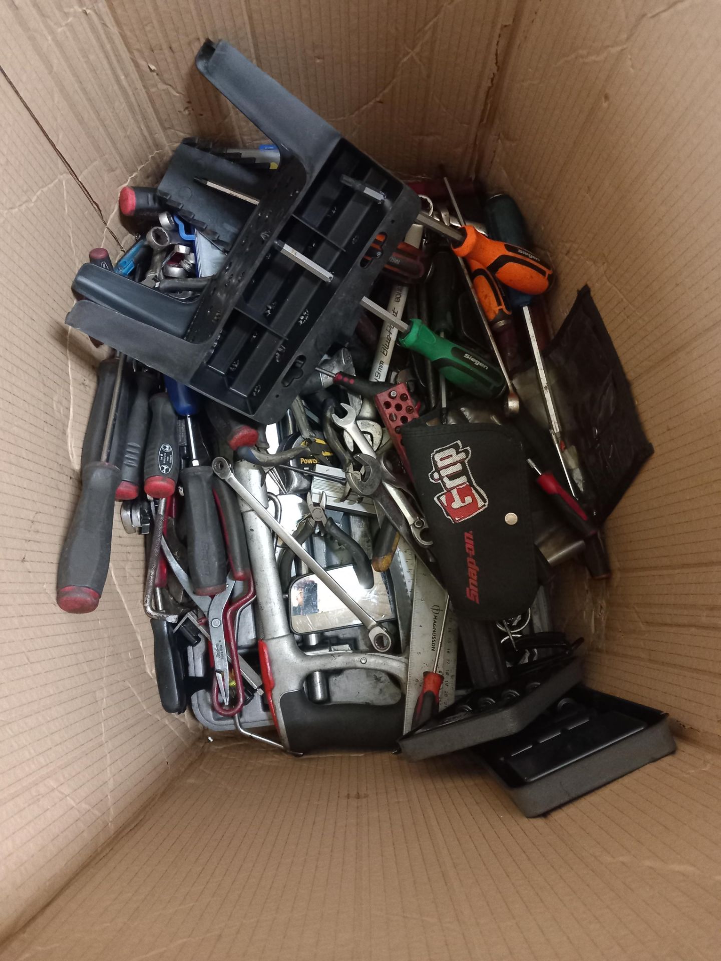 Large quantity of mechanics tools to include; Snap On Torque wrench, socket sets, hand tools etc - Image 4 of 5