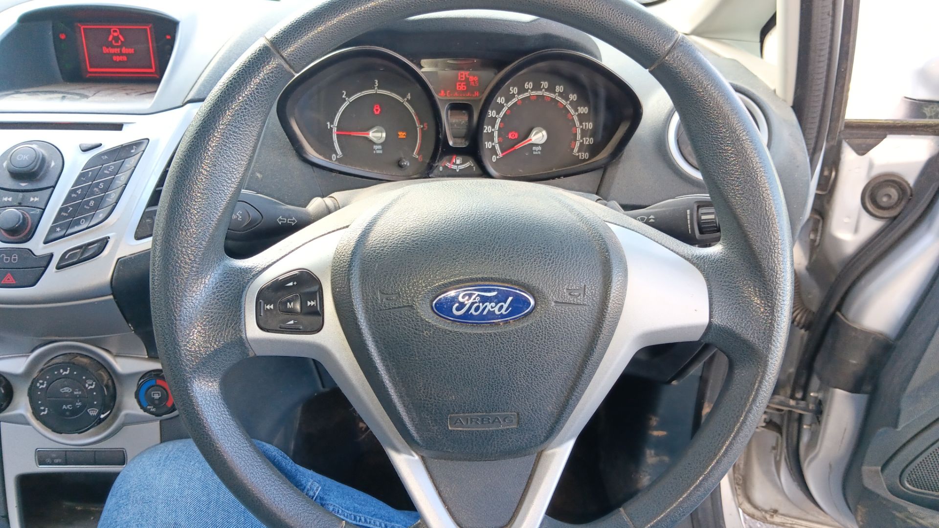 Ford Fiesta 1.6 TDCi Edge Econetic II 5dr Hatchbac - Image 16 of 21