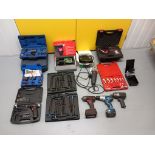 Large quantity of various mechanics tools to include; Snap On diagnostics, thermal imager, various