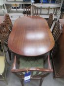Mahogany Oval Dining Table (154 x 89 x 74cm) with 6 (4+2) x Dining Chairs