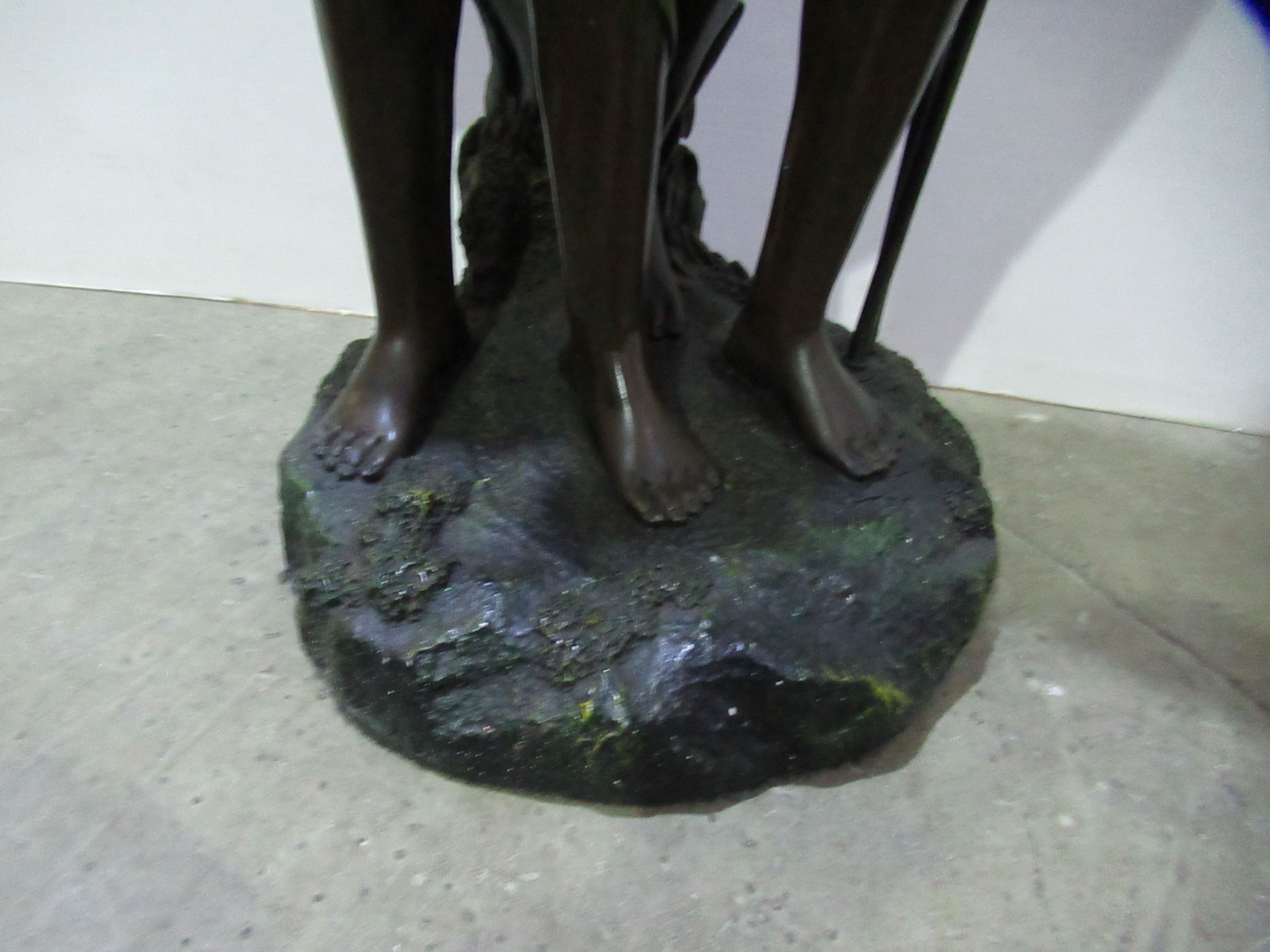 Resin Floor Standing Lamp Depicting Two Women - Image 2 of 7
