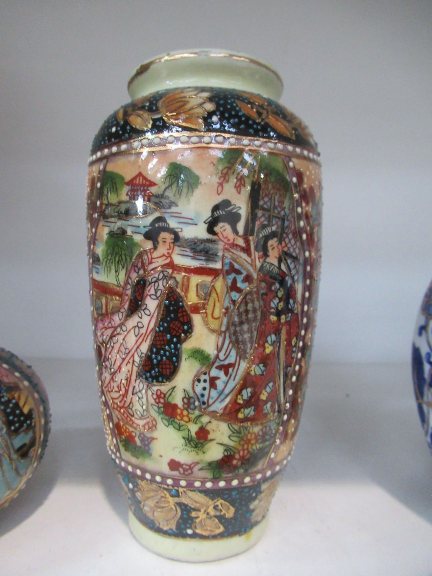 Shelf of Various Porcelain Items including a Vase with painted birds. - Image 7 of 9