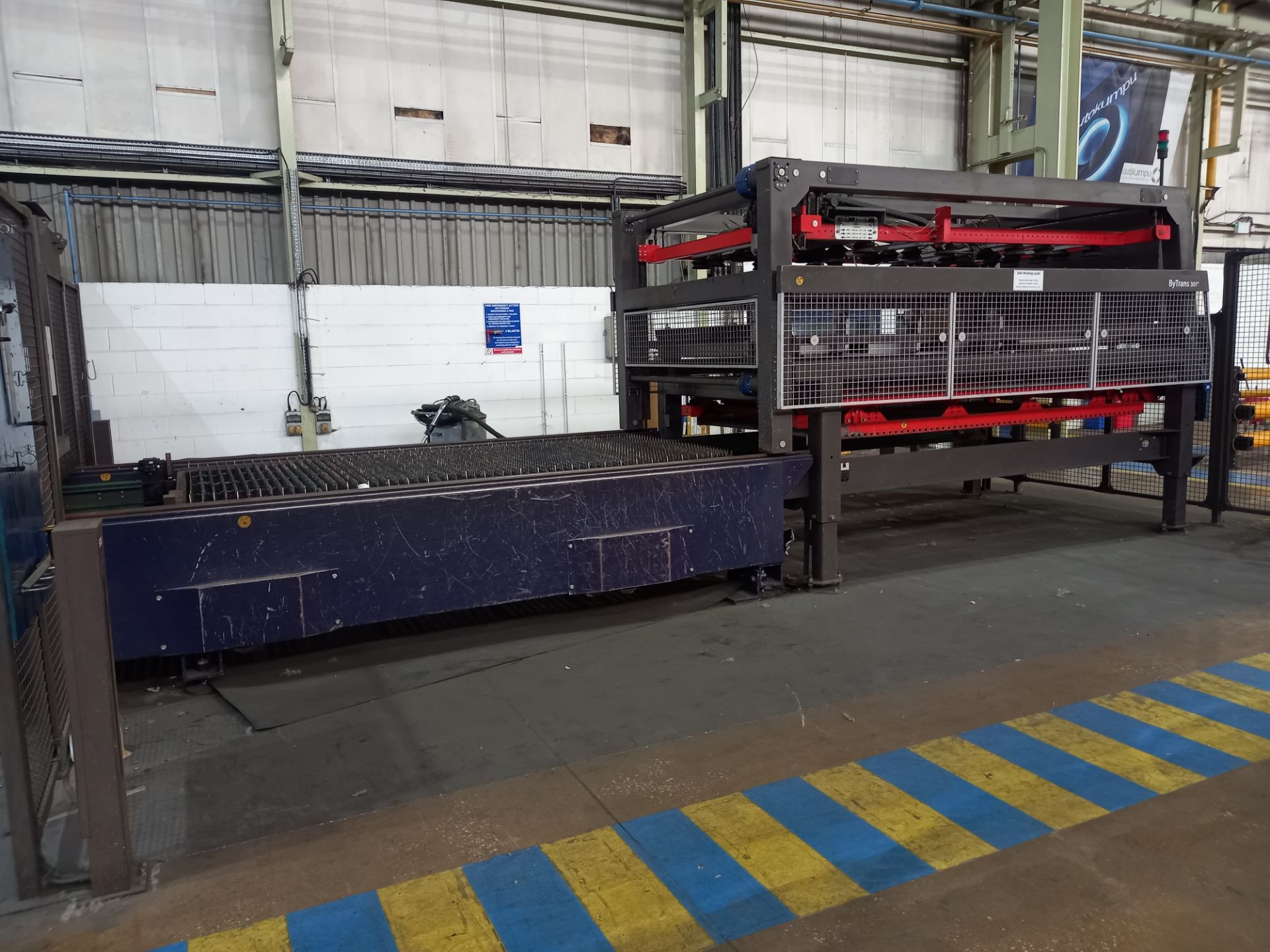 Bystronic BySpeed 3015 Laser Cutting Machine - Image 9 of 16