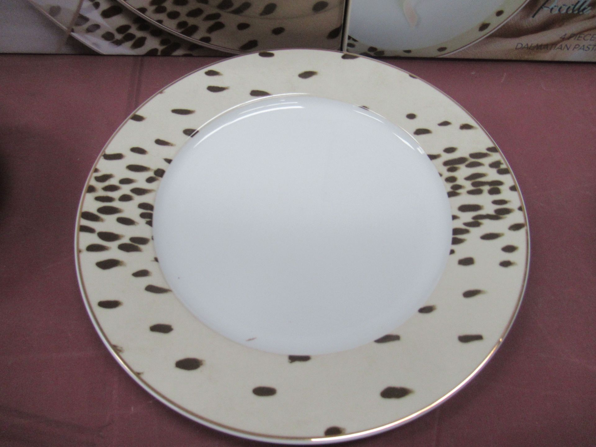 2x Poodle & Blonde Tottenham Dalmatian Dinner Sets - Boxed - Image 2 of 5