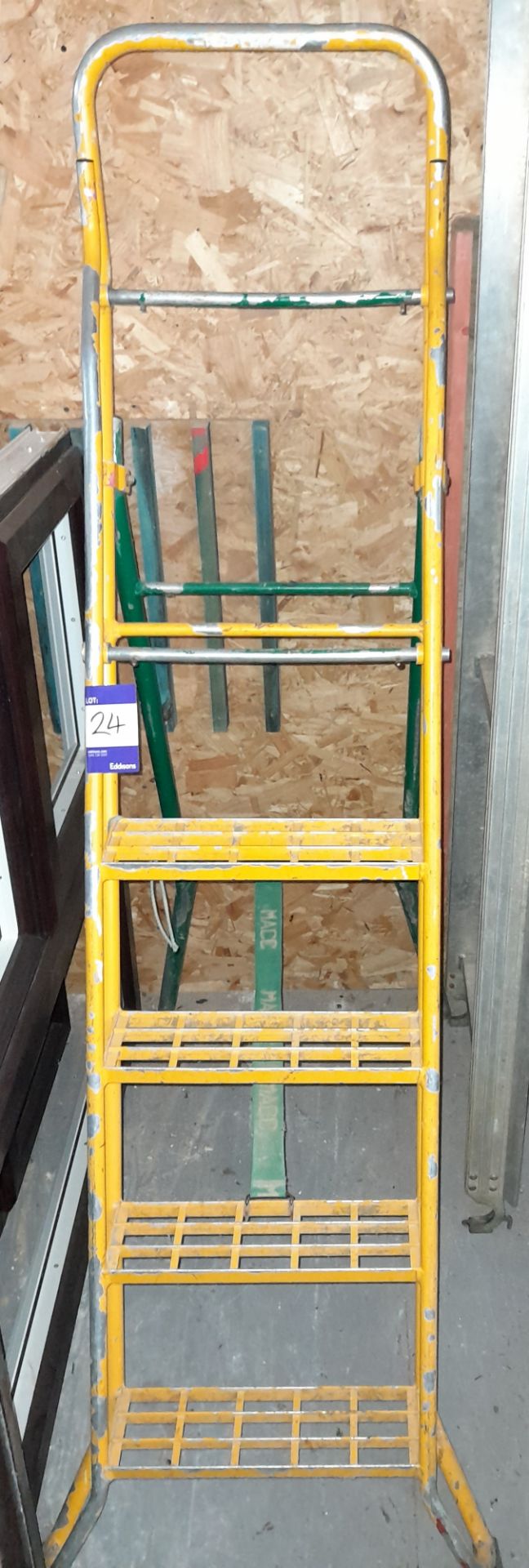 5 Tread step ladder