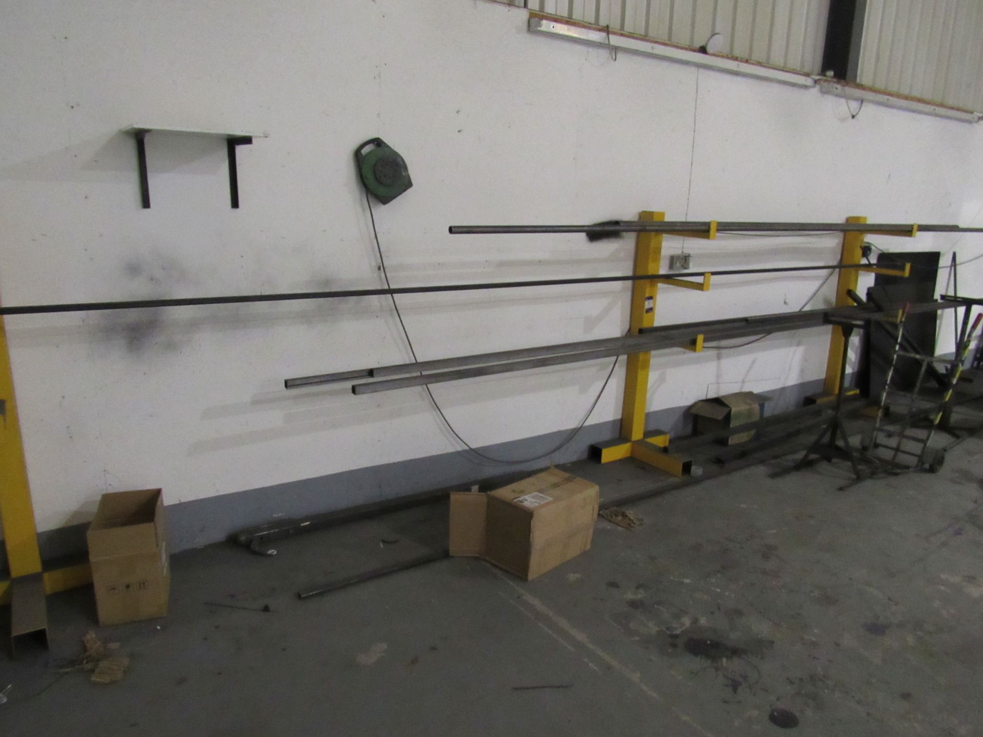 Quantity of various steels lengths and 3 rack supports - Image 2 of 3