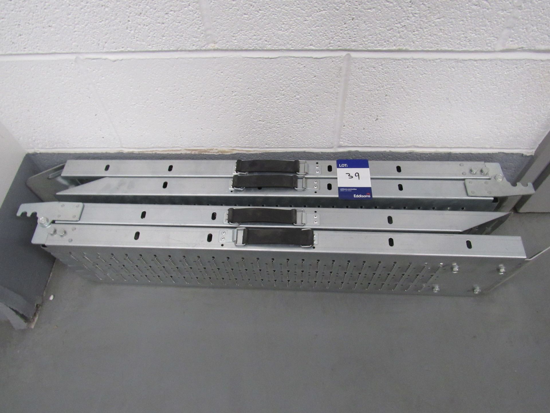 Pair of folding loading ramps; 270mm (W) x 1740mm (L) - Image 2 of 3