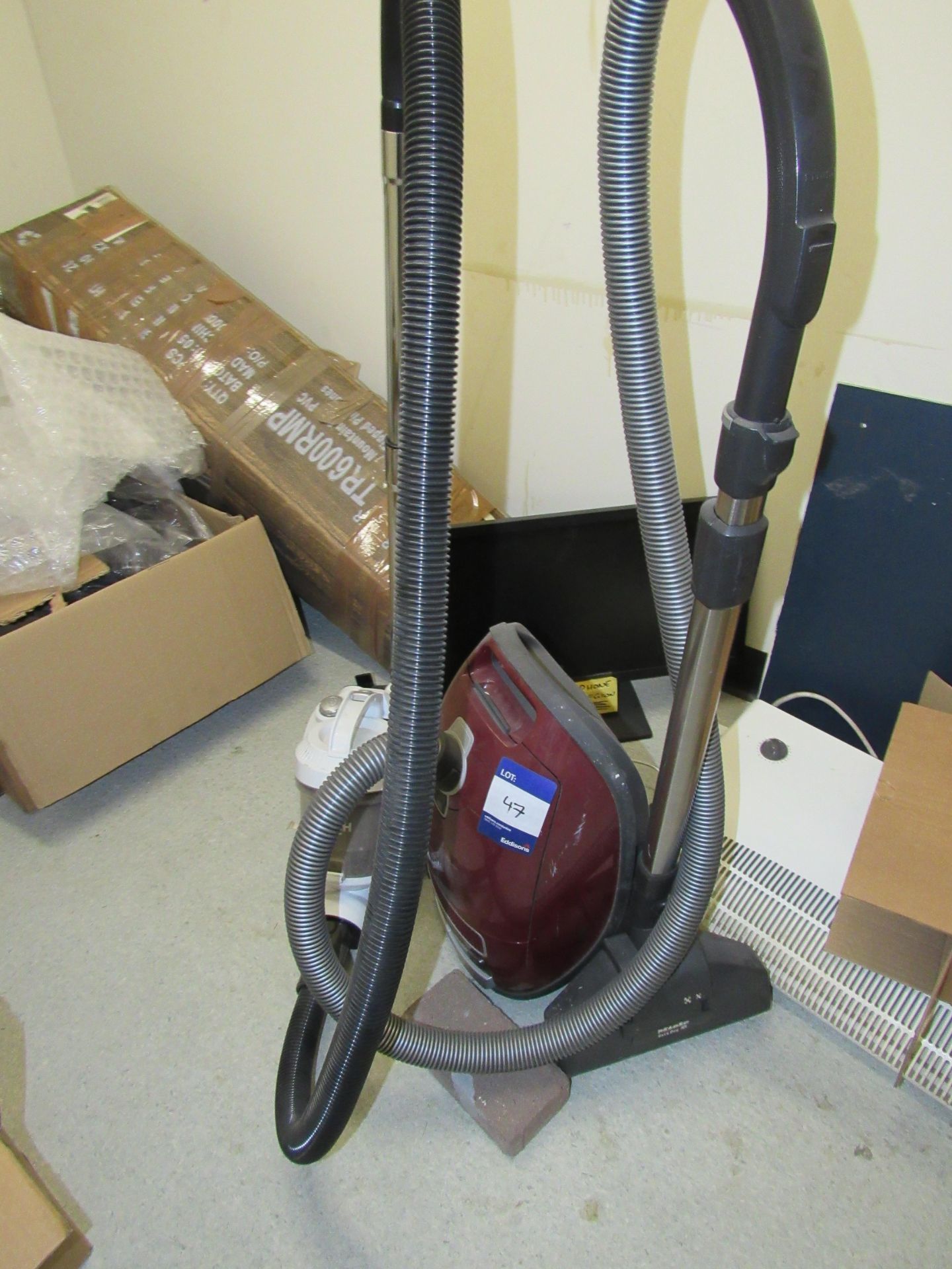 2 Various vacuum cleaners