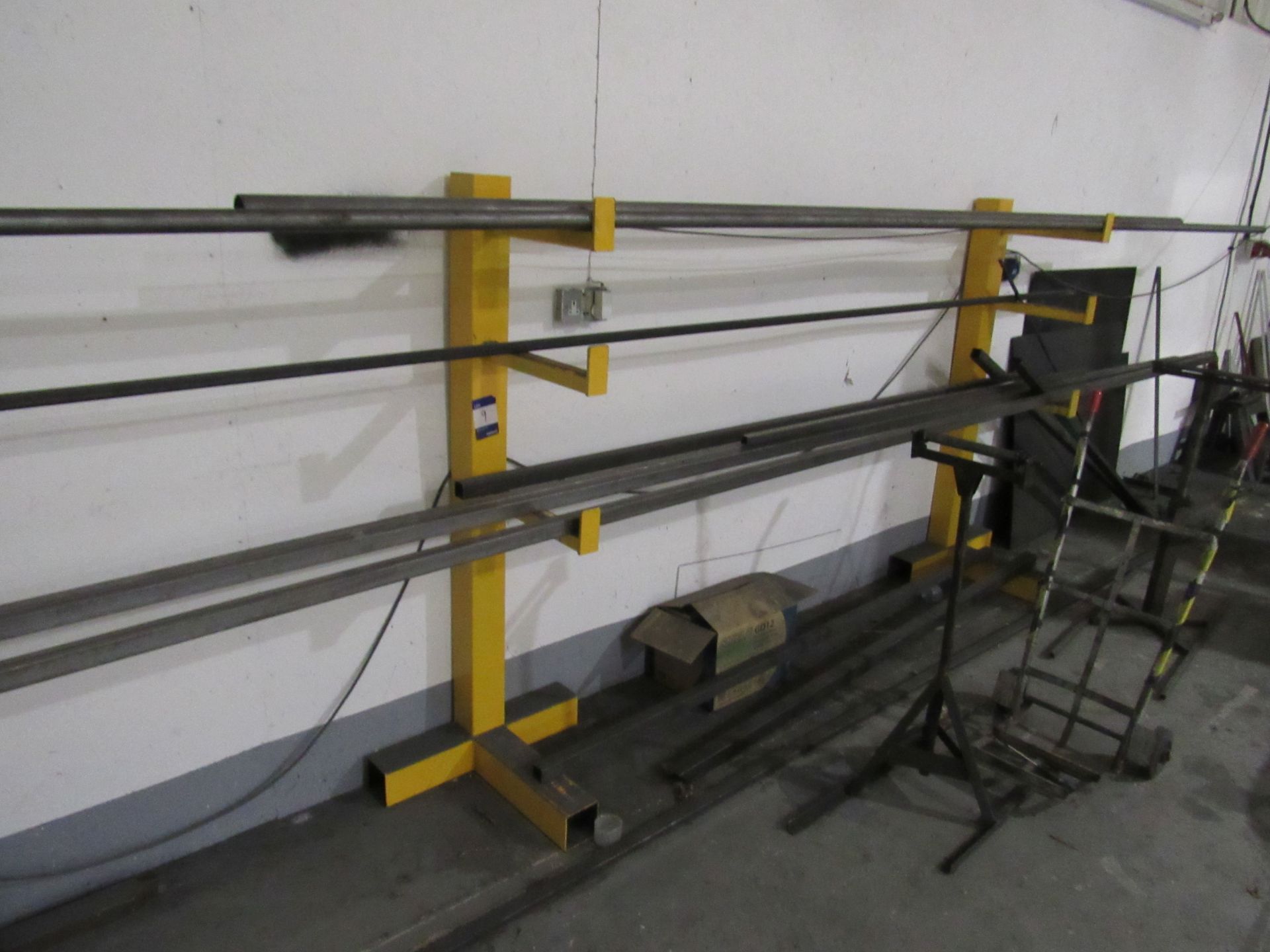 Quantity of various steels lengths and 3 rack supports - Image 3 of 3