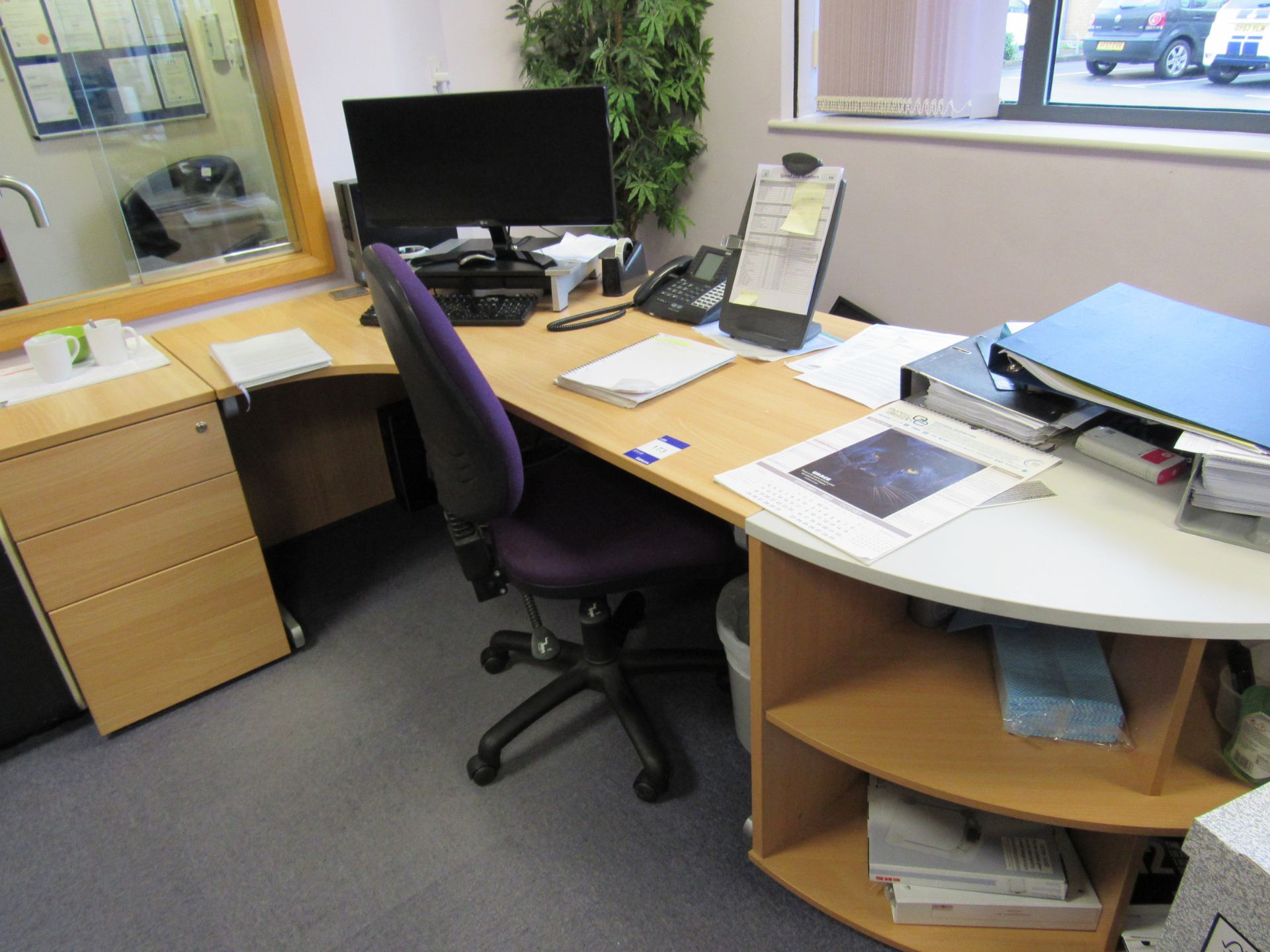 Beech effect left hand radius desk with 3 drawer pedestal and storage unit - Image 2 of 2